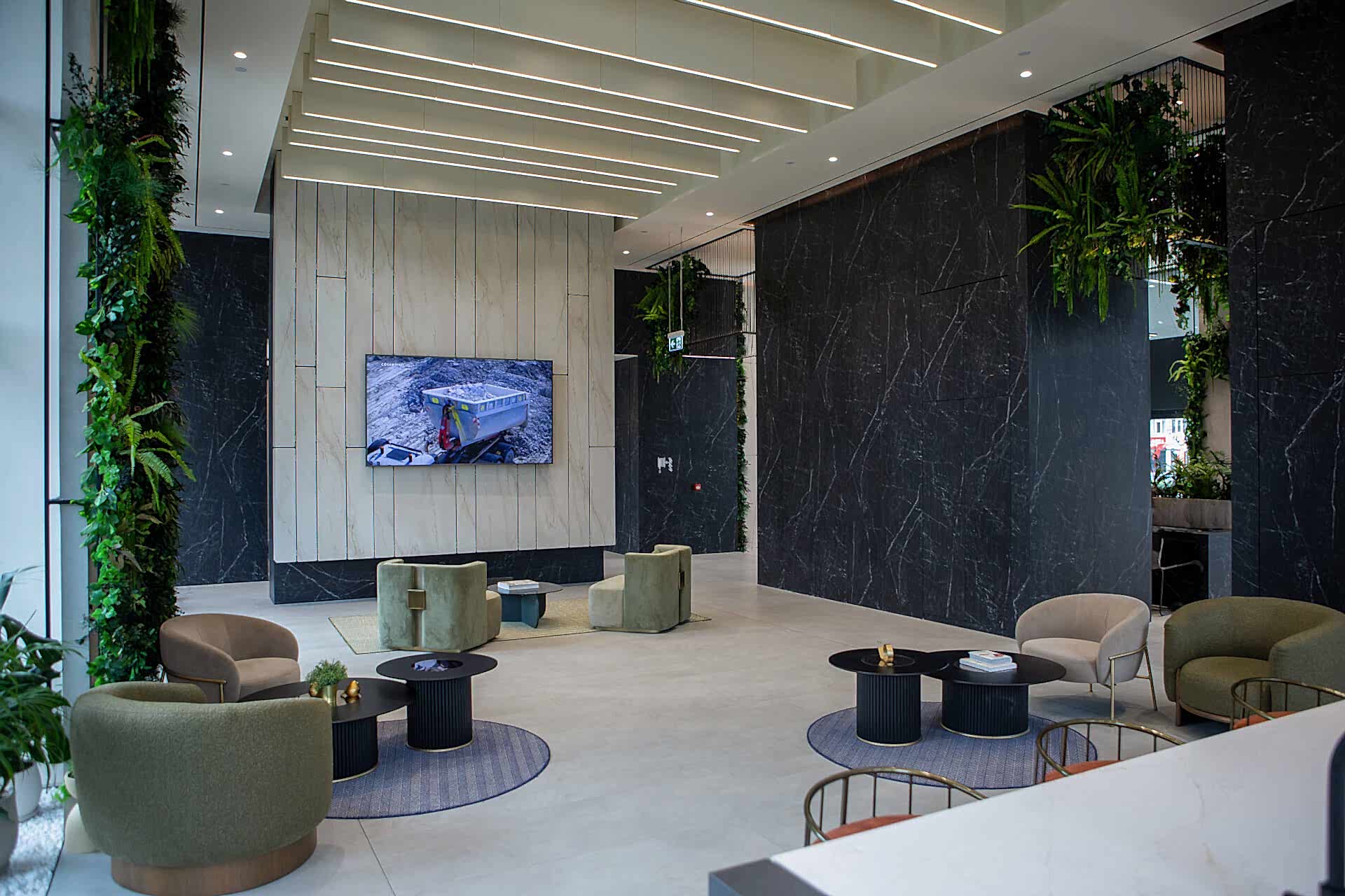 Crafted for Exhibition: Ticari Mekan Uygulamalarını Keşfet!