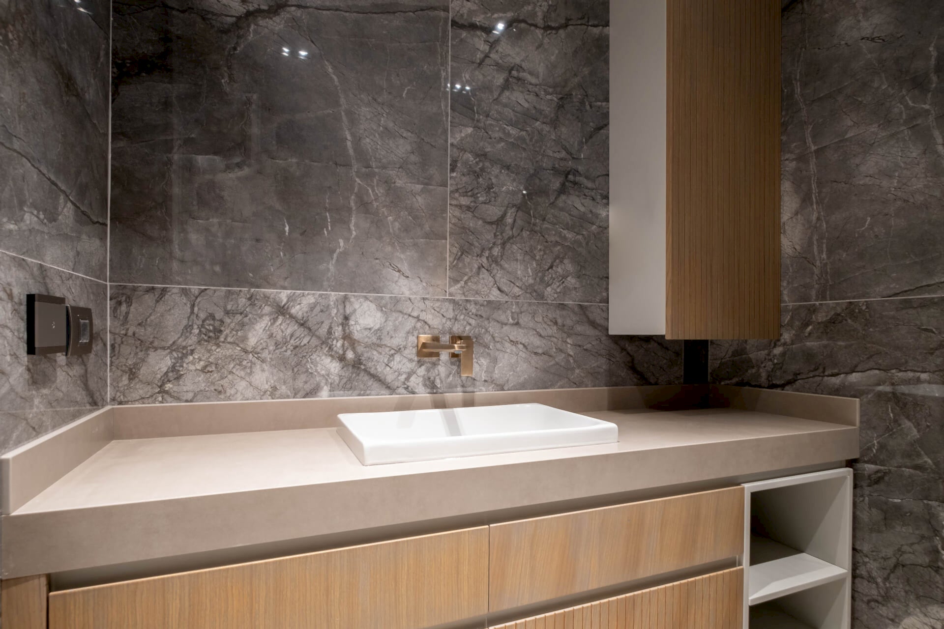 Porselen Banyo Tasarımlarıyla Estetik ve Fonksiyonelliği Bir Araya Getirin