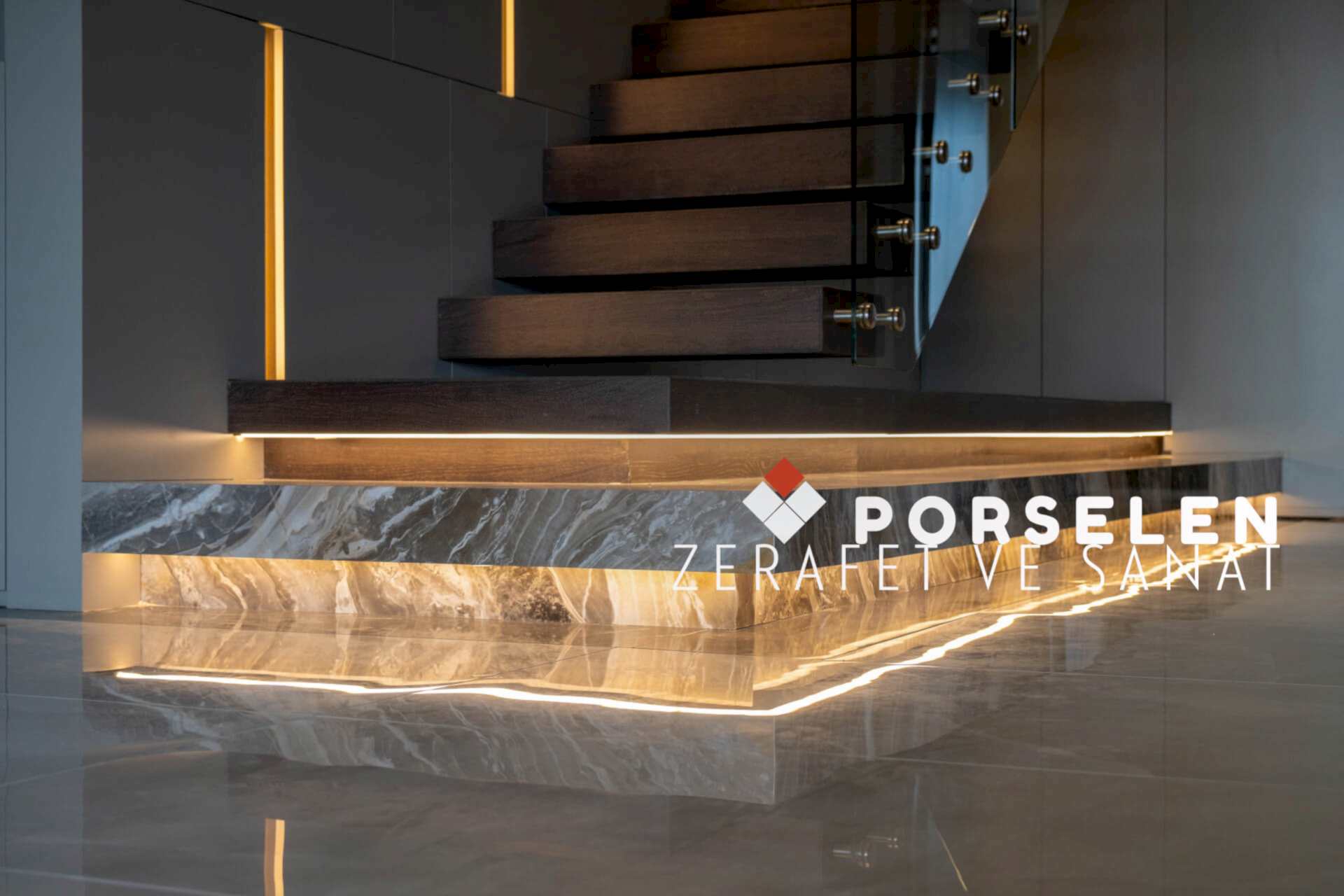 Porselen Ürünlerde Detayları Keşfedin.